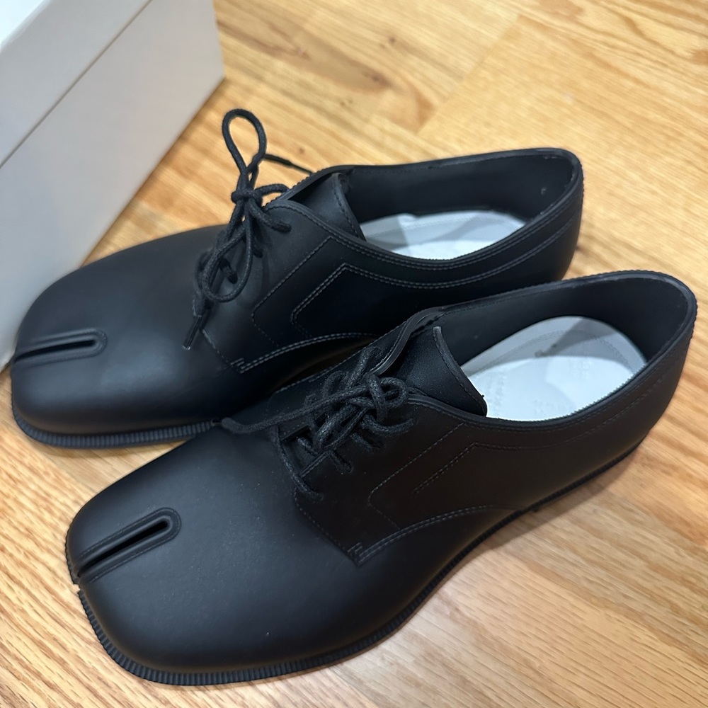 BRAND NEW Maison Margiela Lace up Oxford Size:37